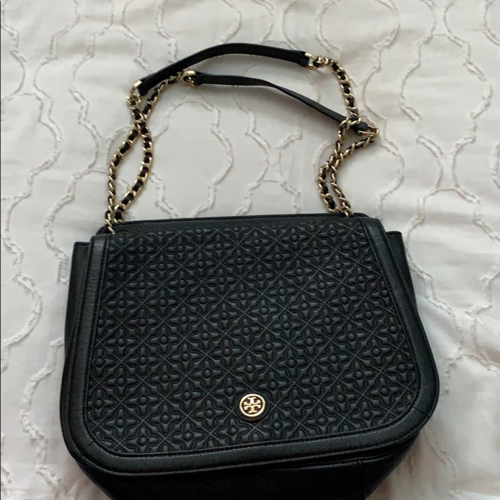 Modern and fun Tory Burch Hand bag like new. See pics. Dust bag included.
